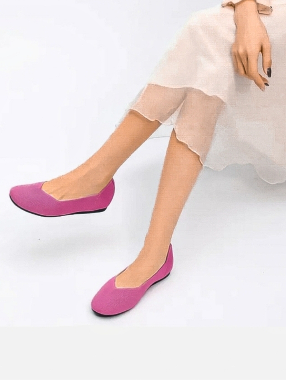 New Women's Slip On V-Cut Margot Classic Walking Flats In Pink Pitaya